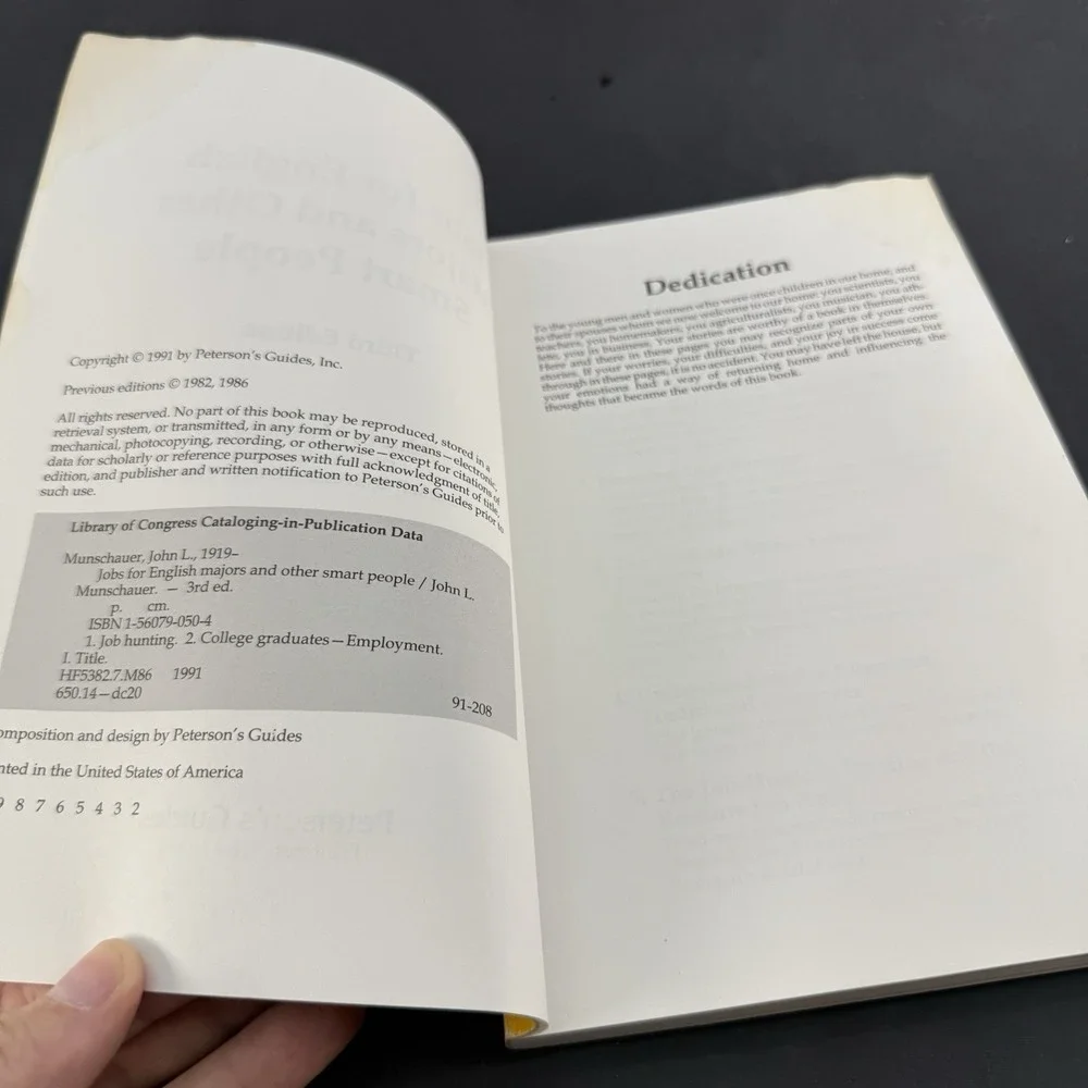 Jobs for English Majors and Other Smart People Softcover John Munschauer 1991